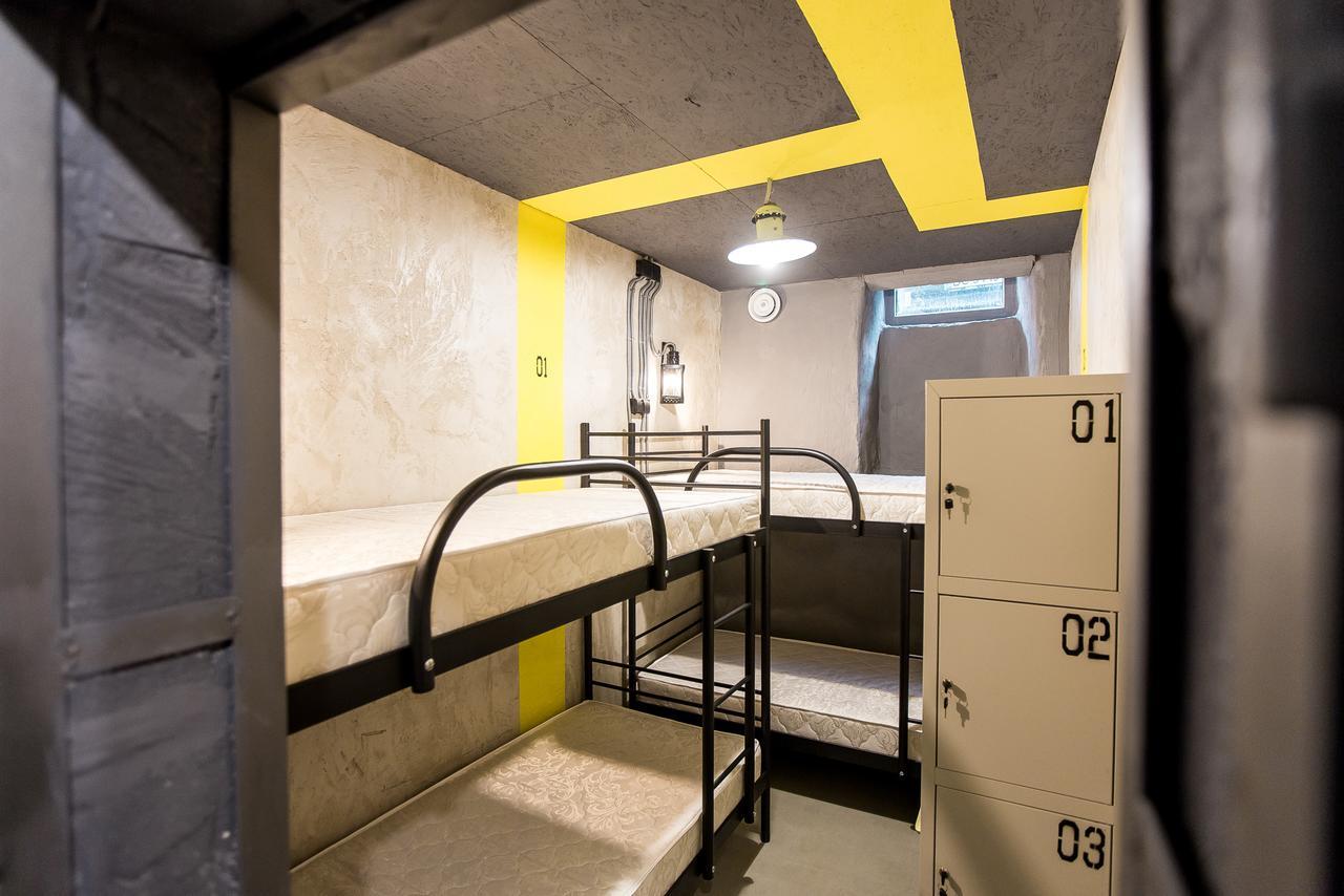 Lviv Loft Prison Albergue Exterior foto